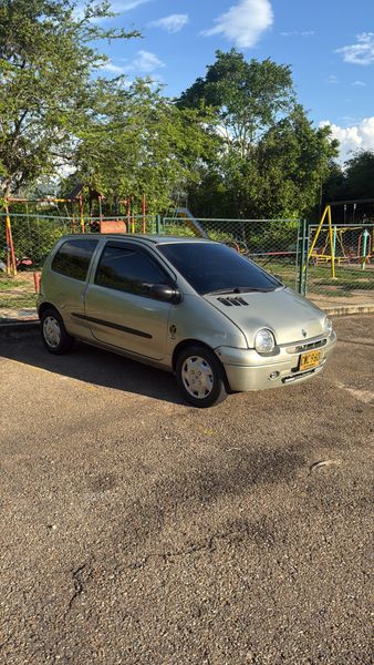 VENDO RENAULT TWINGO 16v AUTENTIQUE MODELO 2008 - imagen secundaria 1