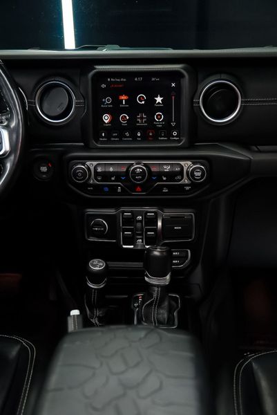 JEEP WRANGLER UNLIMITED - imagen secundaria 2