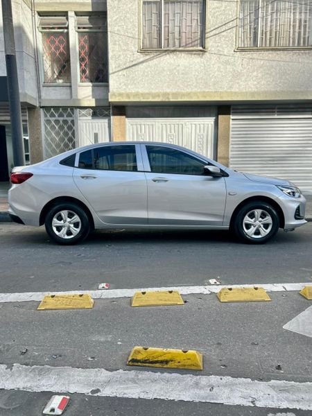 CHEVROLET ONIX LT MT 1.0cc T 4P MOD 2023      APLICA FINANCIACION - imagen secundaria 2