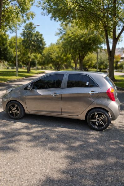 KIA PICANTO FULL EQUIPO AUTOMATICO - imagen secundaria 1