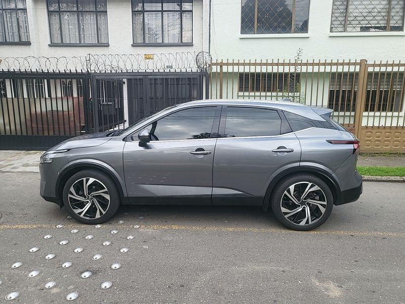Nissan Qashqai Exclusive 1.3T - imagen secundaria 2