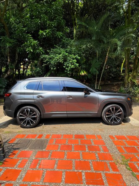 Mazda CX50 Grand Touring AWD 2.5 modelo 2023 - imagen secundaria 2