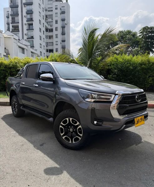 Toyota Hilux Srx 2023 - imagen secundaria 2