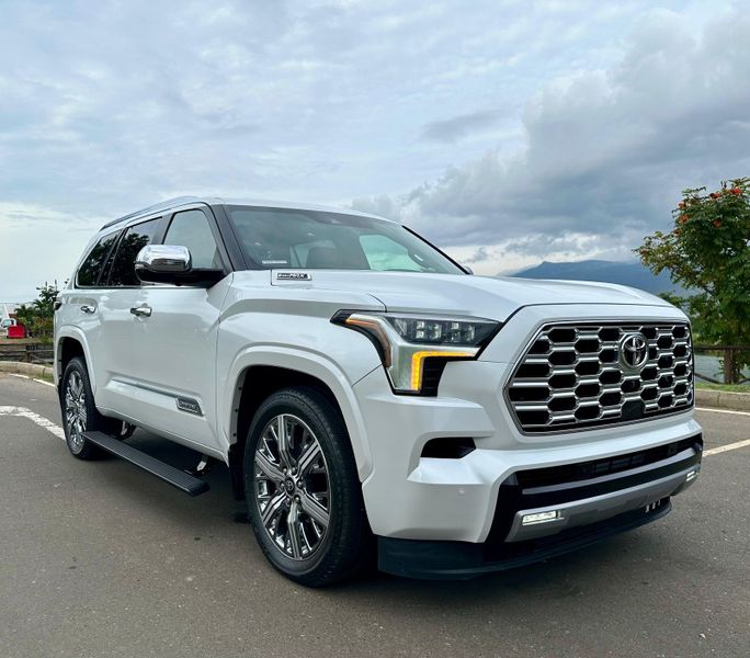 Toyota Sequioa Capstone híbrida 2026 - imagen secundaria 2