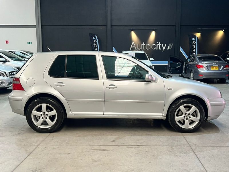 Volkswagen Golf GTI MK4 2004 - imagen secundaria 2