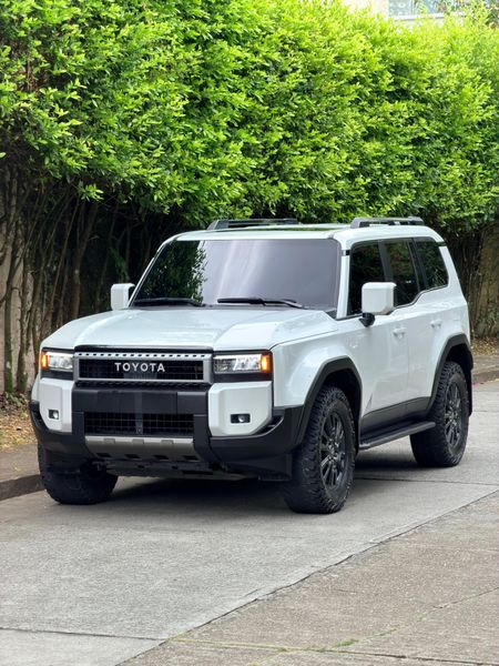 Toyota Prado TXL 2025 diesel blindaje 2 Plus - imagen secundaria 2