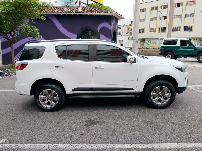 Chevrolet trailblazer ltz 2023 - imagen secundaria 2