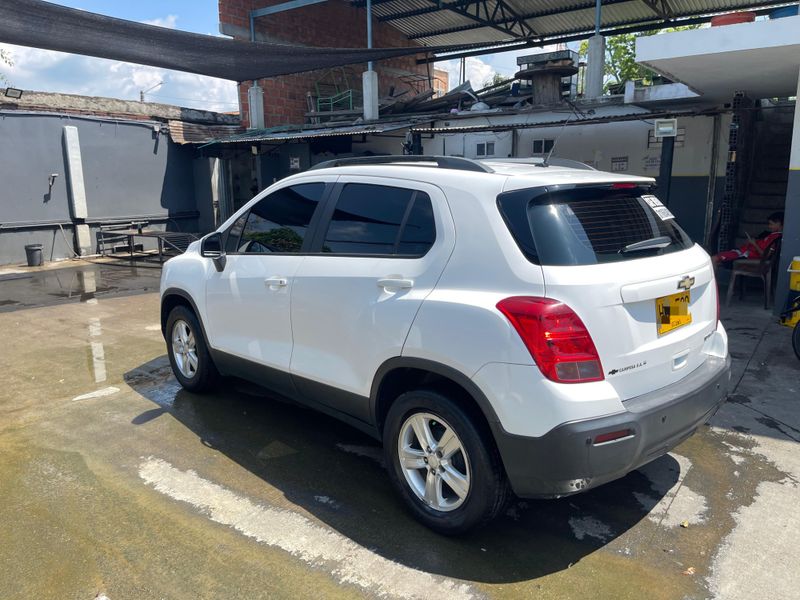 Chevrolet Tracker LS 2016 - imagen secundaria 1