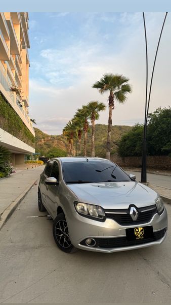 Renault sandero 2016 - imagen 1