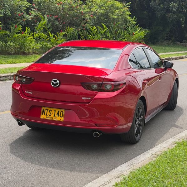 MAZDA 3 TOURING HÍBRIDO 2024 - imagen secundaria 2