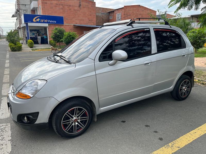 Chevrolet spark life - imagen secundaria 2