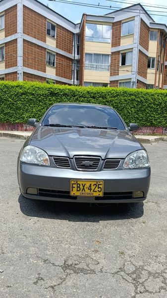 CHEVROLET OPTRA 2006 MECANICO 1.8 - imagen secundaria 1