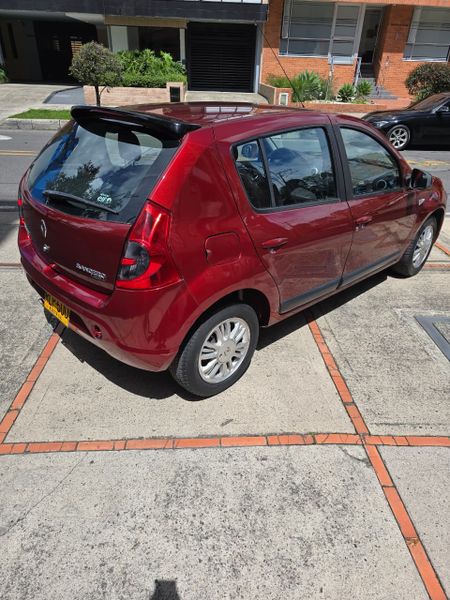 Renault Sandero GT Line 2012 - imagen secundaria 2