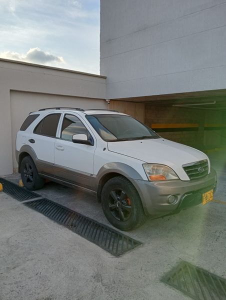 Kia Sorento EX 2009 - imagen secundaria 1