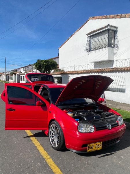 Volkswagen Golf MK4 2.0 - imagen secundaria 1
