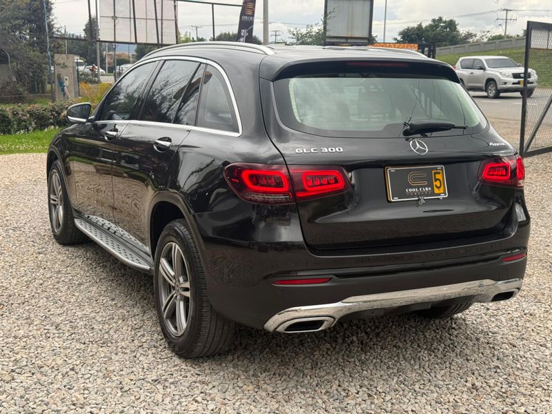 Mercedes-Benz GLC 300 4MATIC Modelo 2021 - Motor 2.0L - imagen secundaria 2