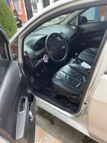 Chevrolet Sail - imagen secundaria 1