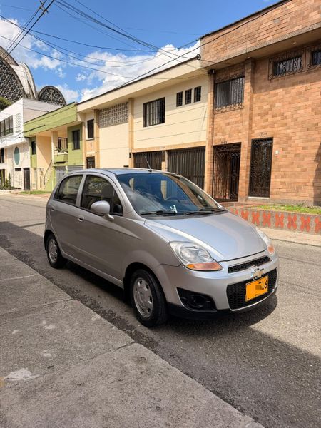 Chevrolet Spark 1.0 2017 - imagen secundaria 1