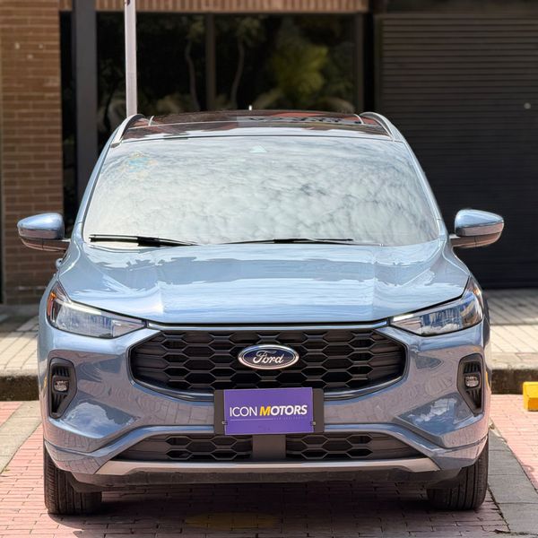 Ford Escape ST-Line AWD Híbrida 2023 - imagen secundaria 1