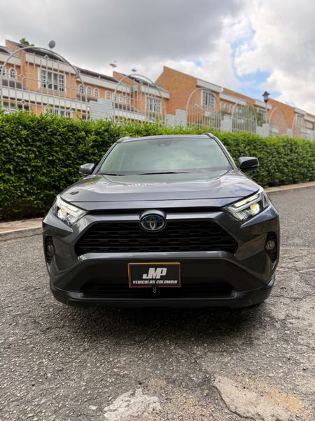 Toyota Rav4 XLE Híbrida 4x4 2022 - imagen secundaria 1