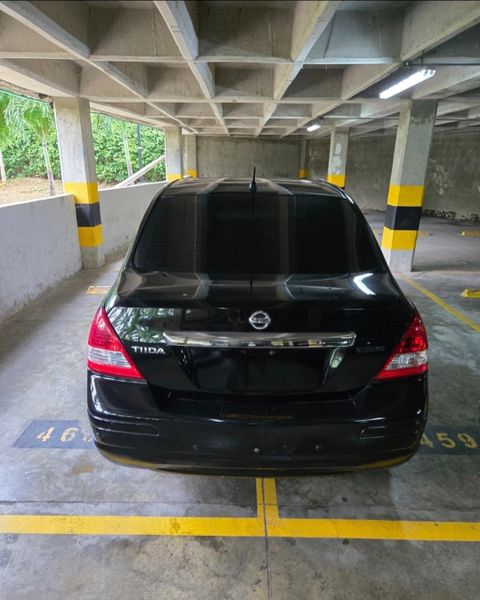 Nissan Tiida 2011 - imagen secundaria 1