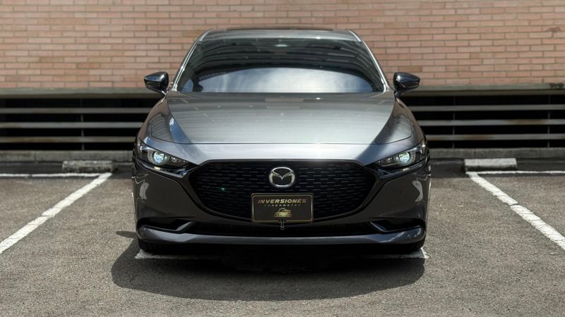 Mazda 3 Grand Touring LX carbón 2026 - imagen secundaria 1
