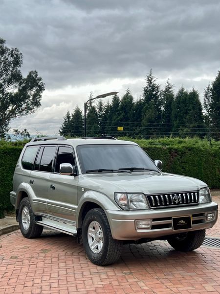 Toyota prado vx 2006 blindada - imagen secundaria 1