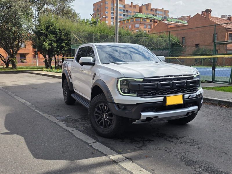 Ford Ranger Raptor 2023 - imagen secundaria 2