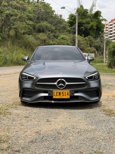 Mercedes Benz C300 HÍBRIDO biturbo 2022 paquete AMG - imagen secundaria 1
