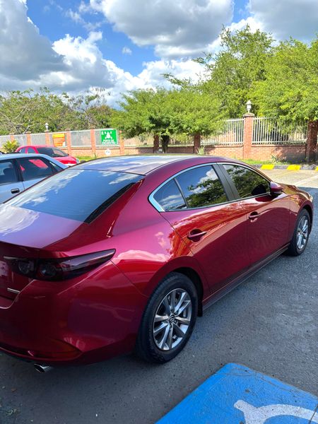 Mazda 3 Touring 2020 - imagen secundaria 1