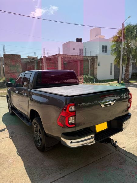 Toyota Hilux 2024 AUT 2.4 - imagen secundaria 2