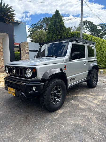 Suzuki Jimny 1.4 Glx Aut - imagen secundaria 1