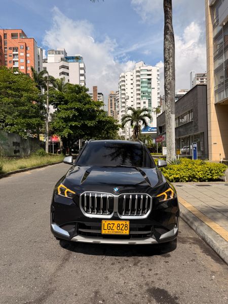 BMW X1 sdrive 18i 2025 - imagen secundaria 2