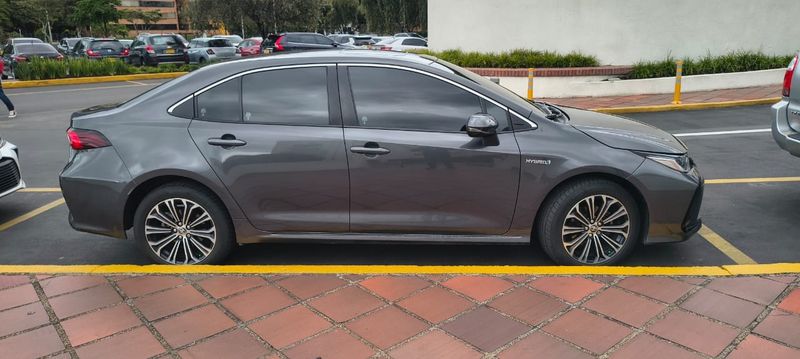 Toyota Corolla seg hybrid 2023 - imagen secundaria 2