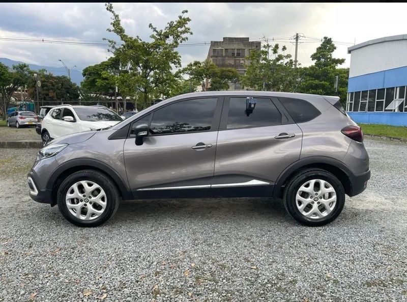 Renault Captur intens 2022 - imagen secundaria 2