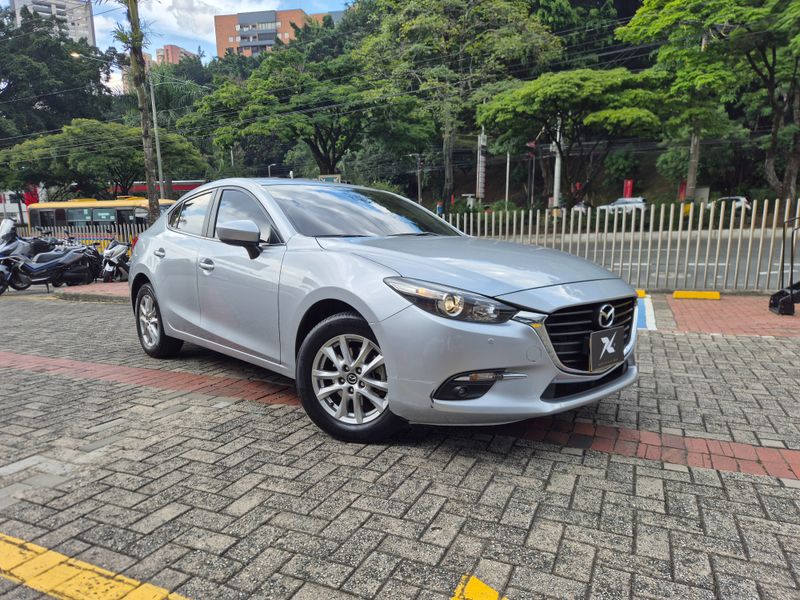 MAZDA 3 TOURING AT 2018 - imagen secundaria 1