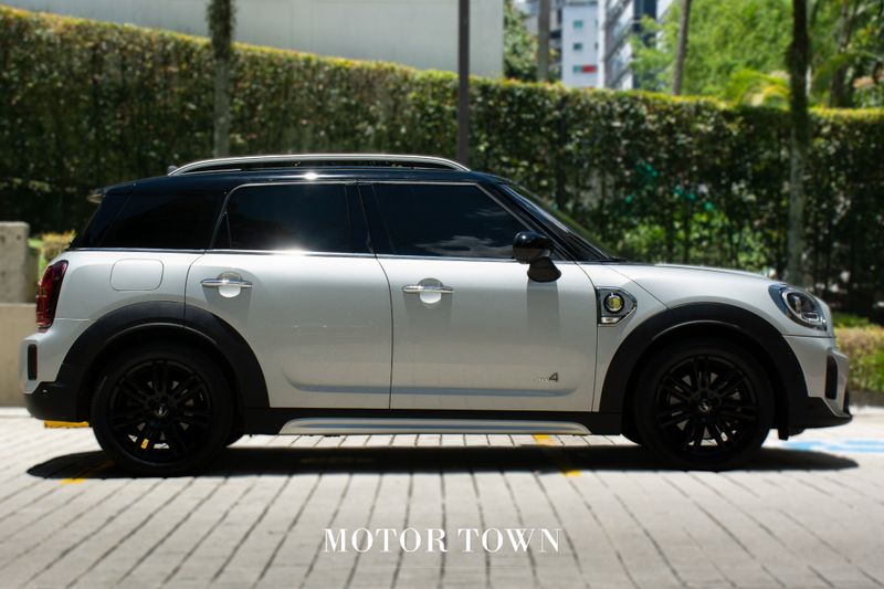 MINI Countryman Cooper SE ALL4 2021 - imagen secundaria 1