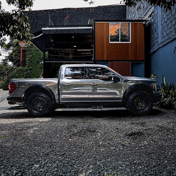 Ford F-150 Raptor B2 2025 - imagen secundaria 1