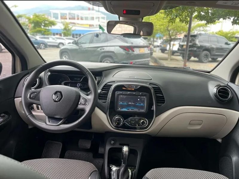 Renault Captur intens 2019 - imagen secundaria 1