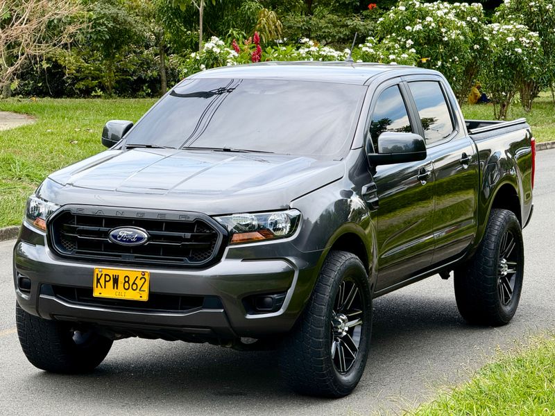 Ford Ranger XLS 2.5 2022 - imagen secundaria 2