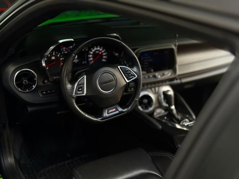 Chevrolet Camaro SS - imagen secundaria 2