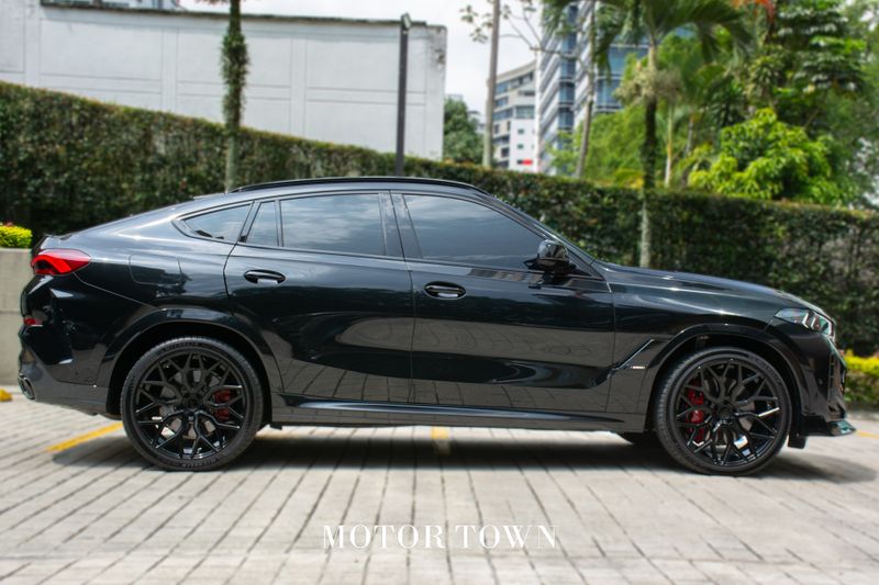 BMW X6 M60I XDRIVE HIBRIDO 2025 - imagen secundaria 1
