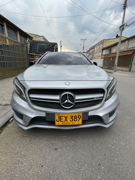 MERCEDES BENZ GLA 45 AMG 2017 - imagen secundaria 1