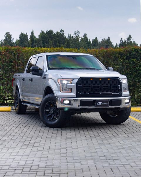 FORD F-150 LARIAT 2015 - imagen secundaria 2