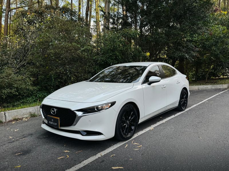 Mazda 3 2.0 Touring At Hibrido Ligero - Mhev - imagen secundaria 1