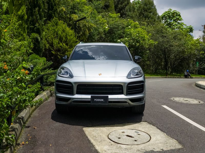 Porsche Cayenne 3.0 - imagen secundaria 1