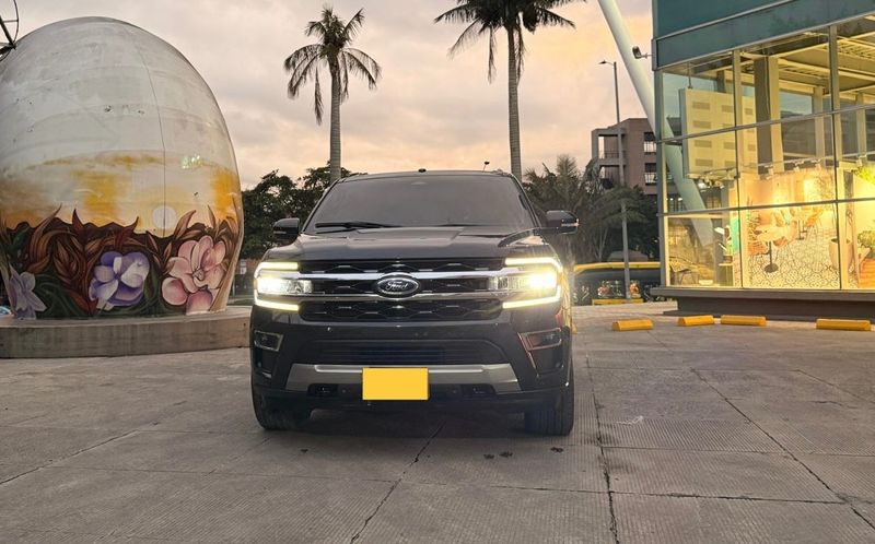 Ford Expedition Limited 2022 - imagen secundaria 1