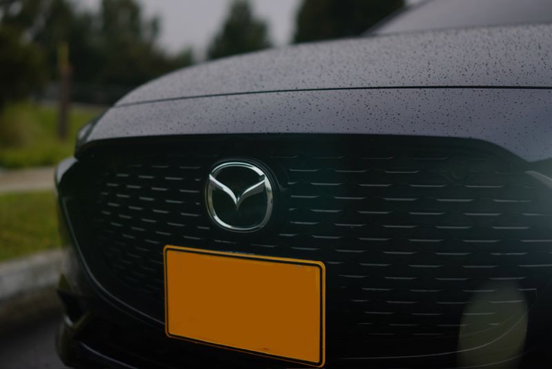Mazda 3  2.5 Grand Touring LX Carbon Edition - imagen secundaria 1