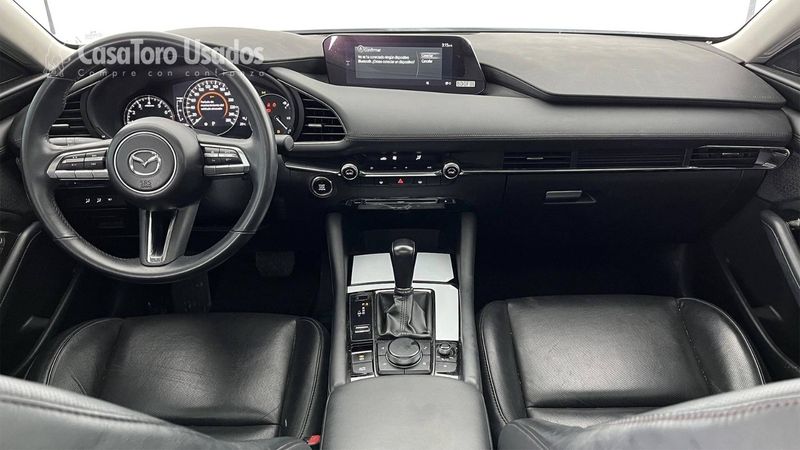 Mazda 3 Grand touring LX 2022 PERFECTO ESTADO - imagen secundaria 2