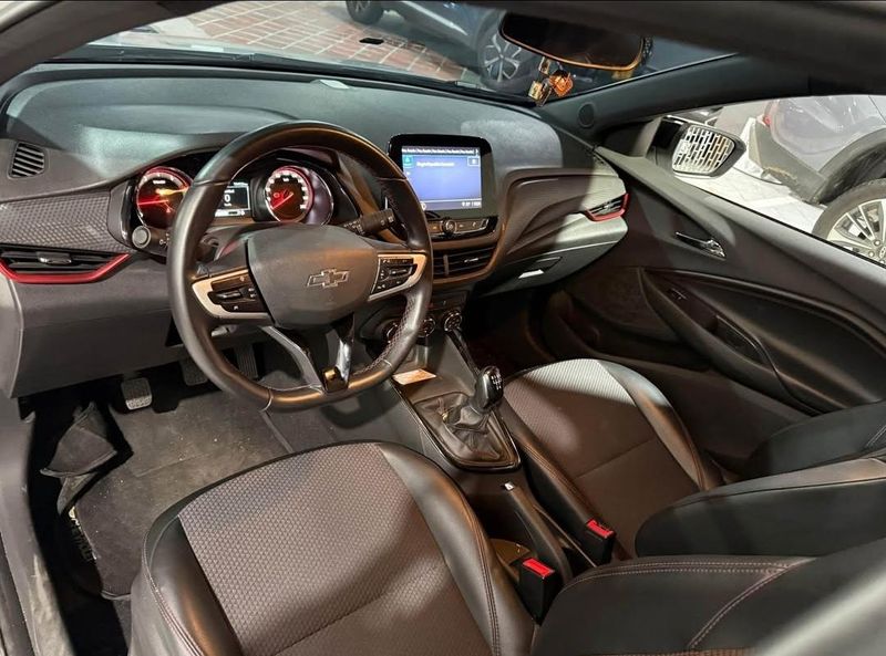 Chevrolet Onix RS 2022 - imagen secundaria 2